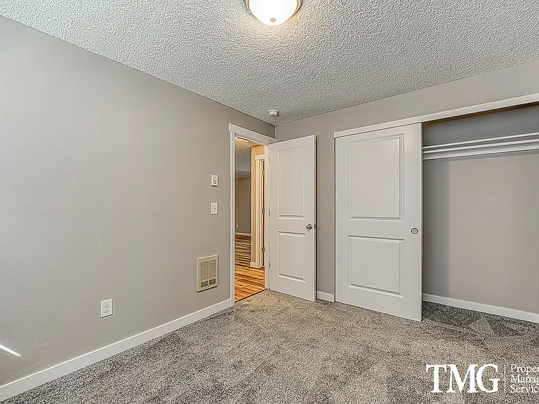 11114 NE 48th Cir #D — Photo 14