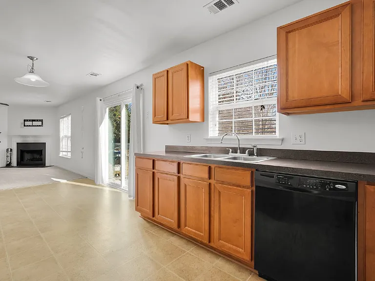 25 Pennyroyal Way — Photo 24