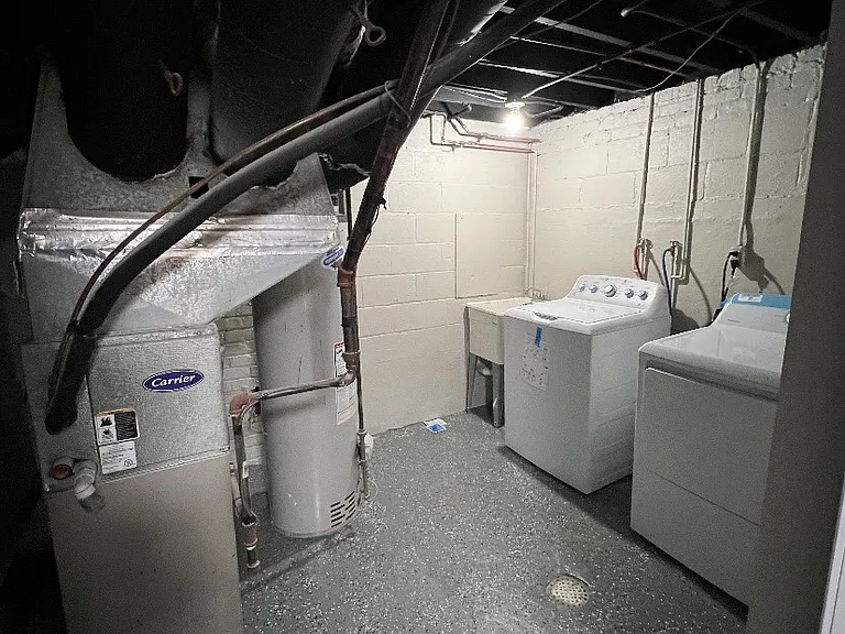 425-427 E Mishawaka Ave #1 — Photo 5