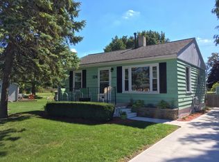 124 E State St, Port Austin, MI 48467