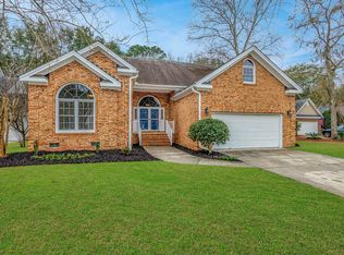 3221 Heathland Way, Mount Pleasant, SC 29466