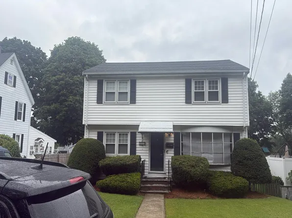 307 Lynnfield St, Peabody, MA 01960