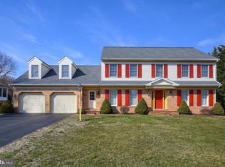 2645 Hazelwood Rd, Lancaster, PA 17601