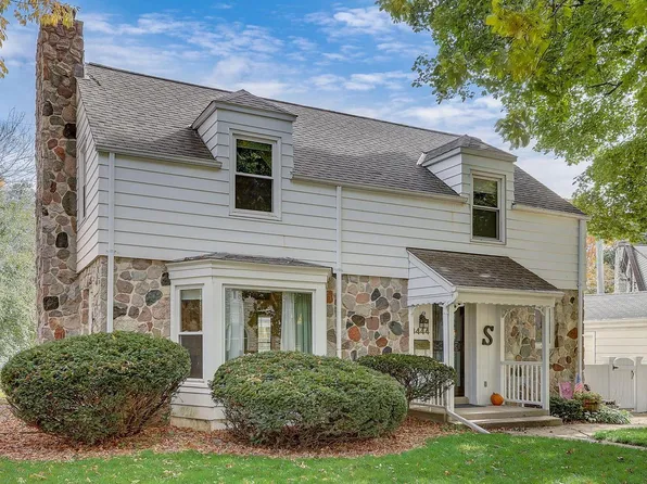 3444 South 37th STREET, Milwaukee, WI 53215