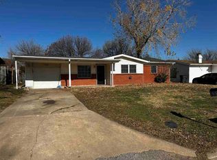 631 SW 45th St, Lawton, OK 73505