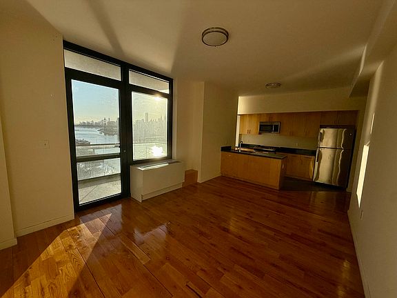 5th image of 34-46 Vernon Blvd #W1201