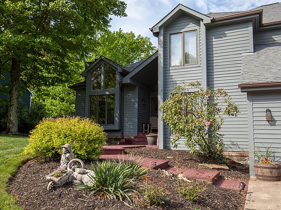 Beautifully landscaped entry