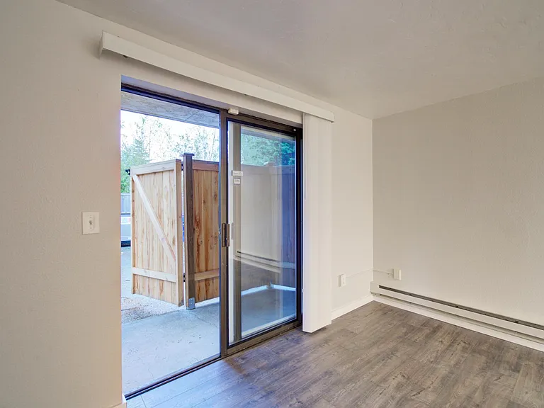 715 N 85th St #1 — Photo 2
