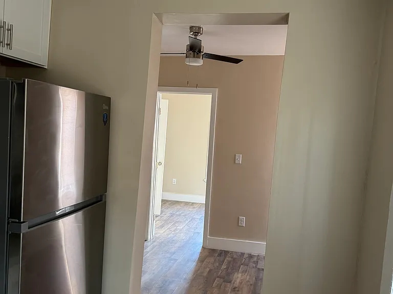 45 Charlotte St #2W — Photo 7