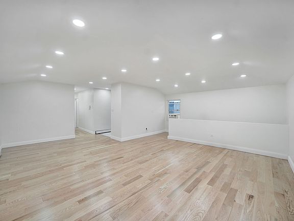 5th image of 10987 Francis Lewis Blvd Floor 2