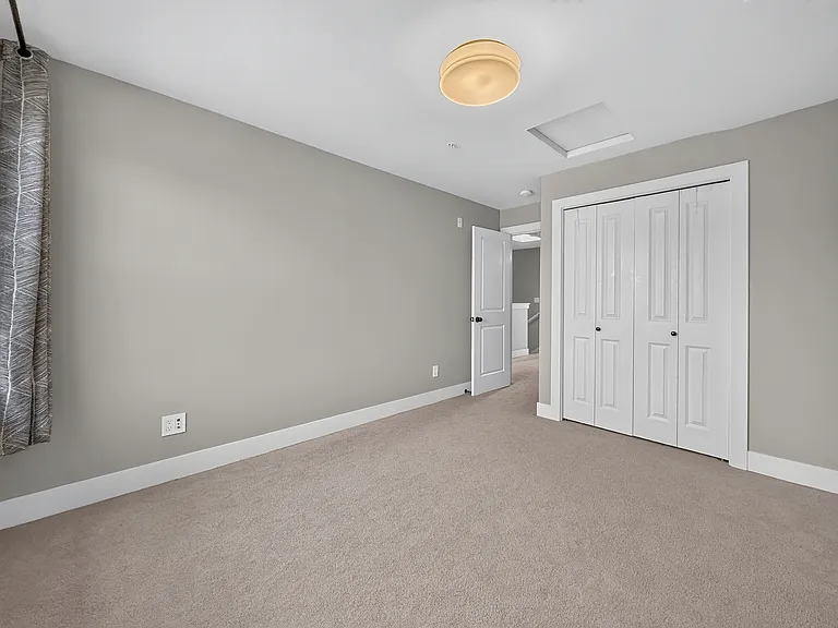 1078 NE High St — Photo 20