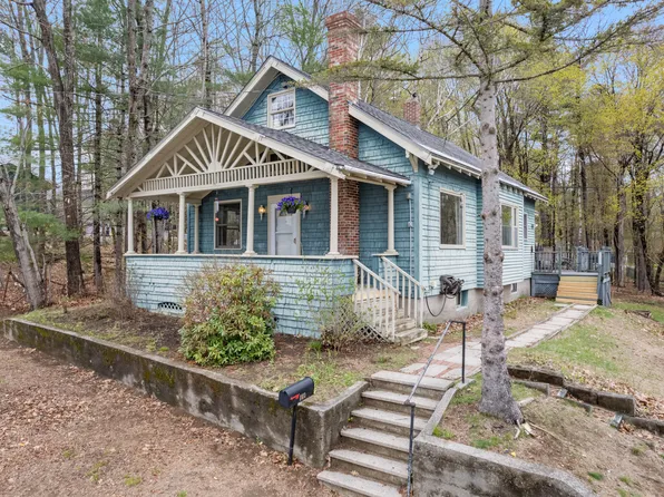 147 Field Avenue, Auburn, ME 04210