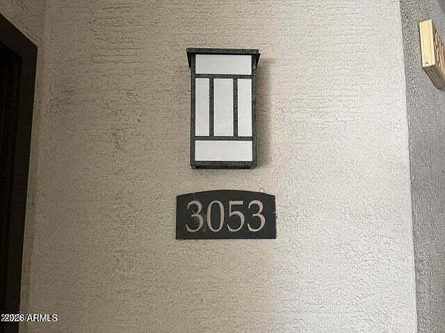 2 bed, 2.5 bath, 847 sqft, $1,675 — Photo 2