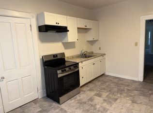 819 Lexington Ave APT 3, Cincinnati, OH