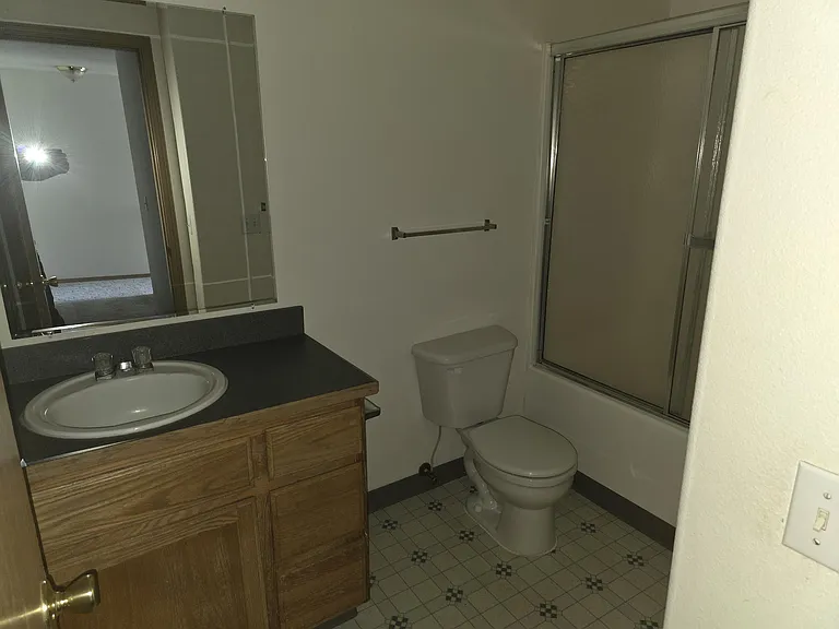 326 Monmouth Ave S #326 — Photo 7