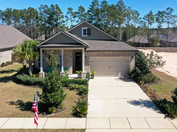 129 Leap Year Ln, Freeport, FL 32439