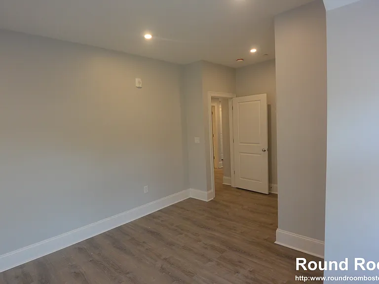 120 Kenrick St #5 — Photo 35