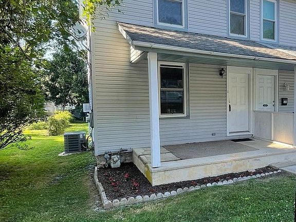 2nd image of 127 Edgehill Ave #5