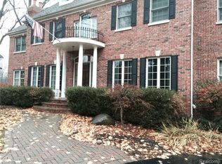 6420 Cornerstone Ln, Rochester Hills, MI 48306