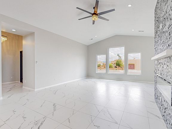 4th image of 6205 Casa Blanca Dr NW