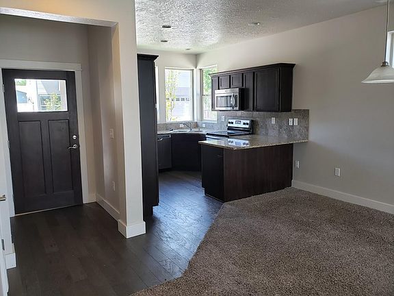 2nd image of 554 N Escalade Pl