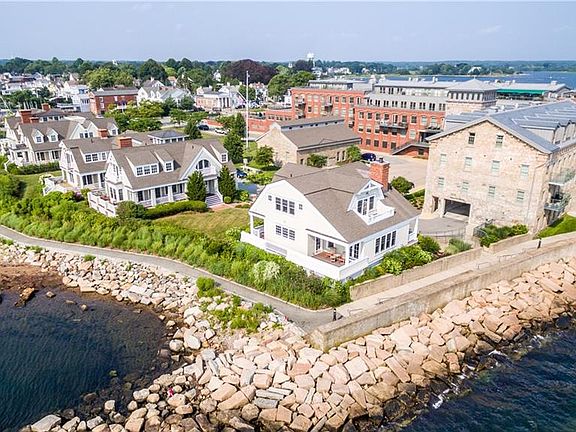 4th image of 1 Stonington Cmns
