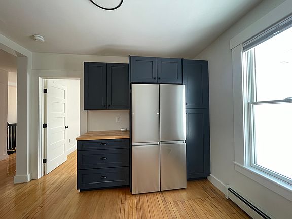 3rd image of 12 Lower Main St