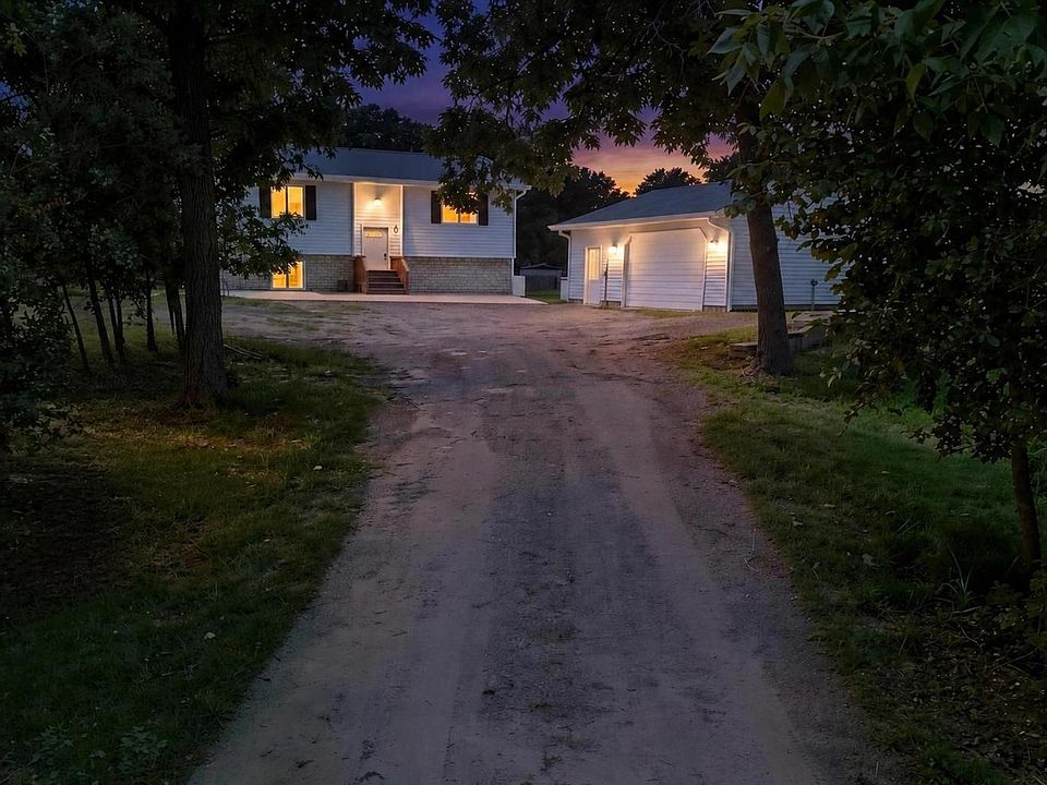 1st image of 919 Lincoln Ave