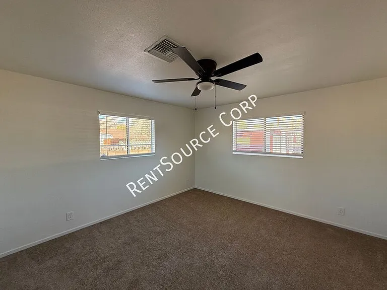 4827 W Avenue L6 — Photo 23