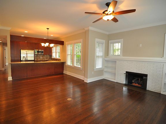 4th image of 1003 S Dakota Ave APT 2