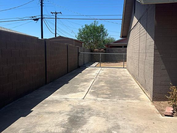 2nd image of 3036 N 43RD Avenue