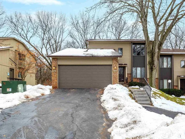 706 51st Ave #4, East Moline, IL 61244