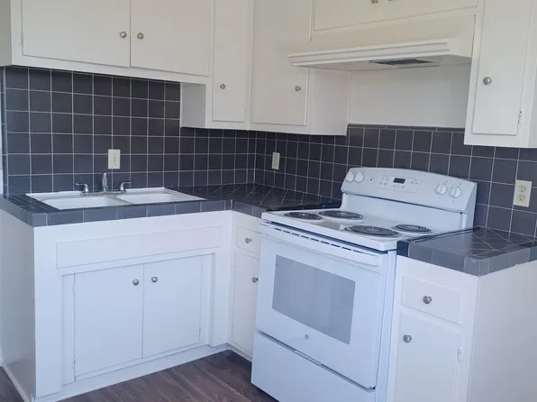 Palms, 15120 Victory Blvd #1f4a0fb0f, Van Nuys, CA 91411