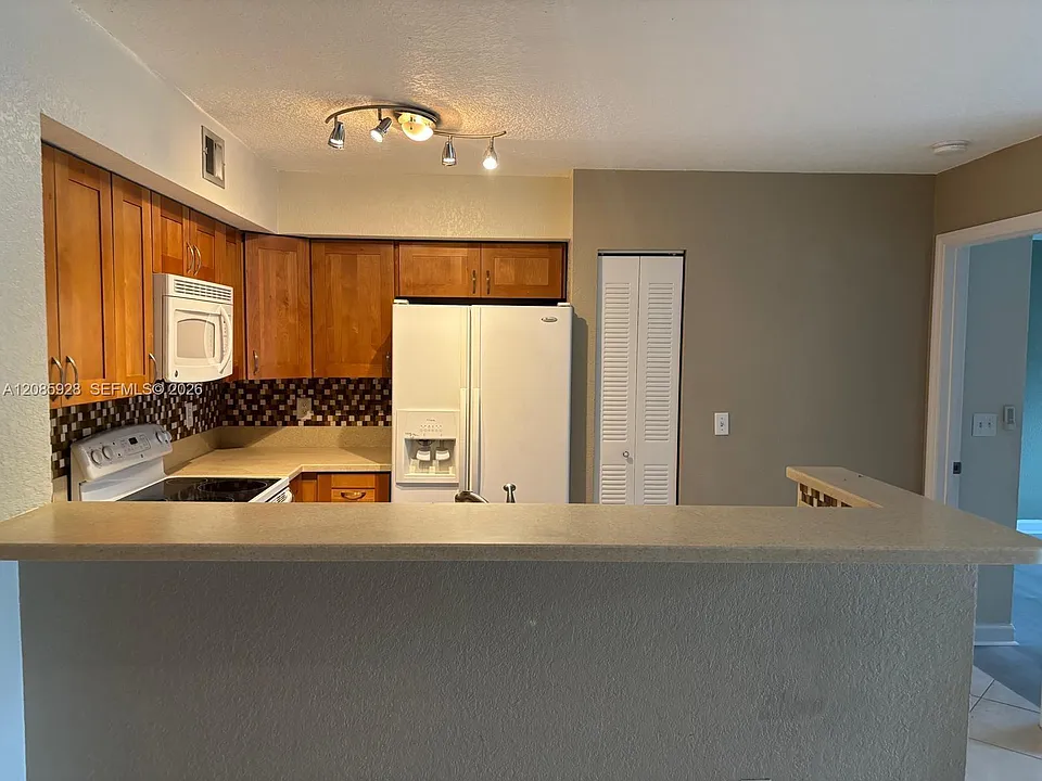 1721 Village Blvd #205
