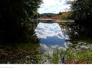 28 Chenette Rd, Griswold, CT 06351