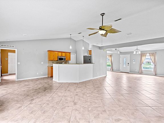 5th image of 1025 SW Spataro Avenue