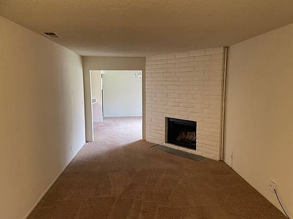 3rd image of 4861-4859 Scotch Ct
