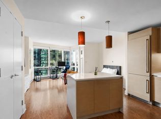 77 Hudson St APT 2412, Jersey City, NJ 07302