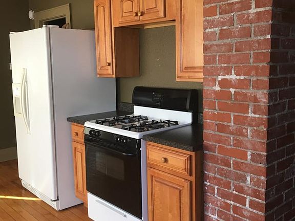 3rd image of 411 McKinley Ave
