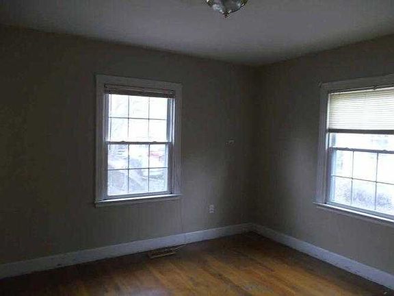 bedroom main level