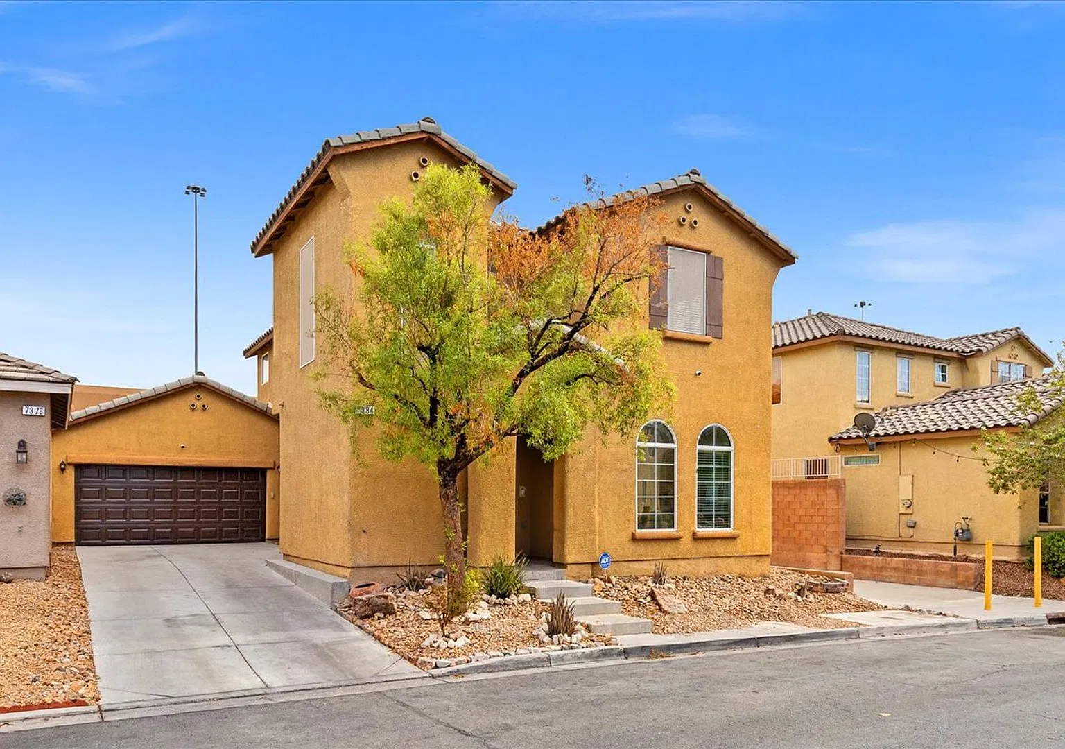 Beautifully Upgraded and Immaculately Maintained Home! — Photo 2