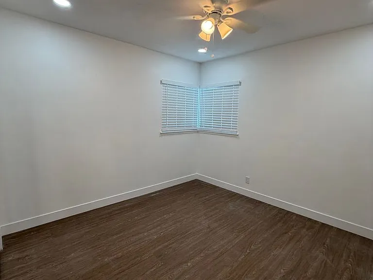 12681 Aristocrat Ave — Photo 12