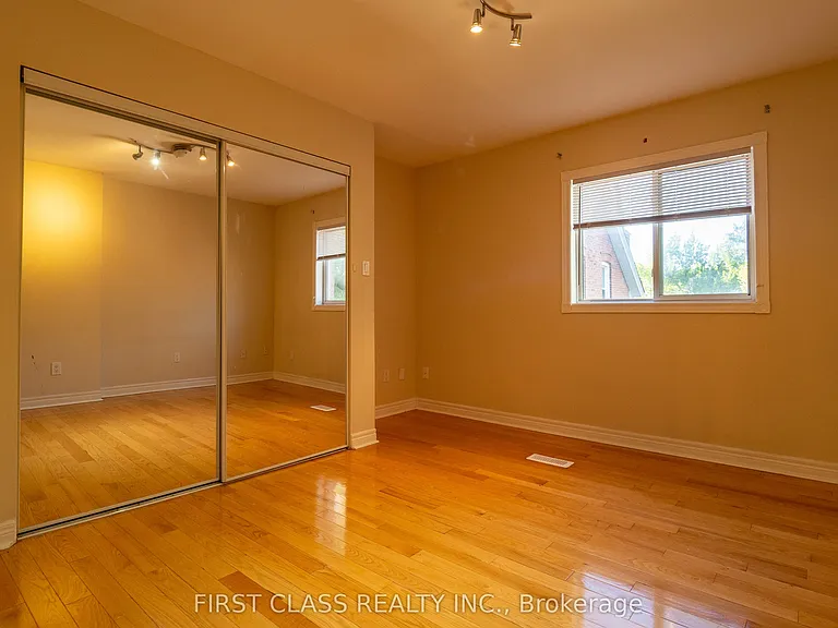 13 Princess St — Photo 21