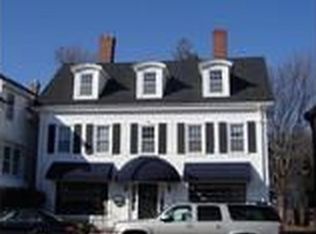 212 Humphrey St, Swampscott, MA 01907