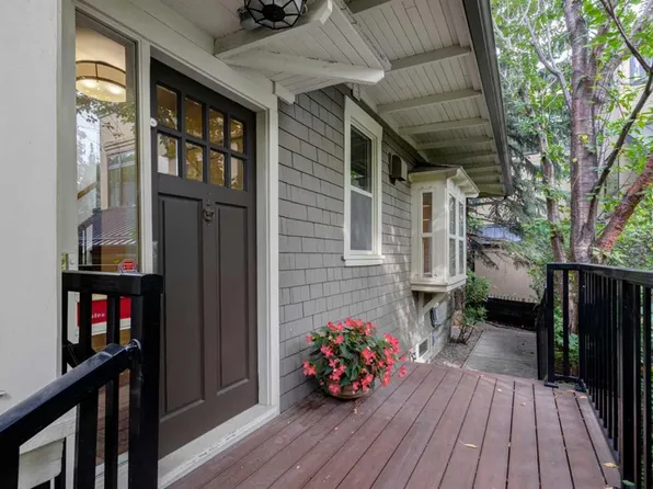 3012 W 7th St SW, Calgary, AB T2T 2X5