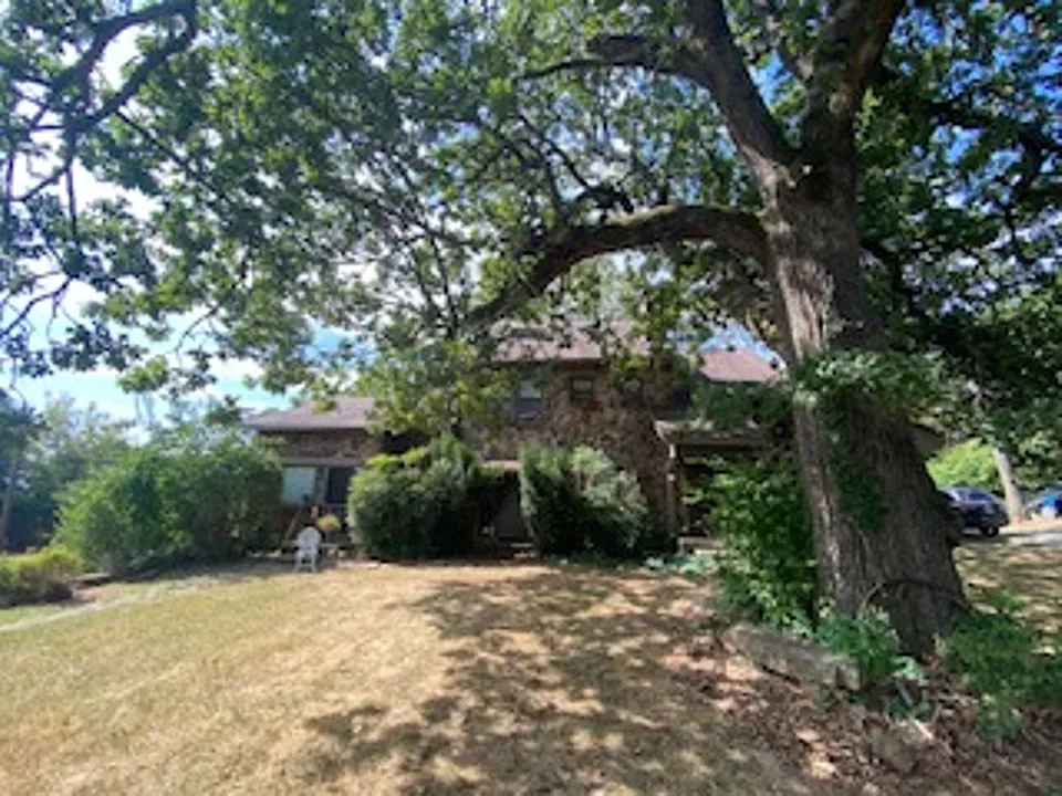 700 N Anna Pl #1-9
