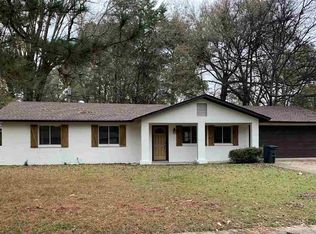 206 Glenside Dr, Jackson, MS 39211