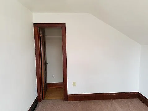709 Knapp St — Photo 2