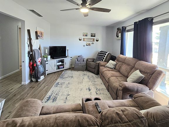 2nd image of 1206 Donald Dr