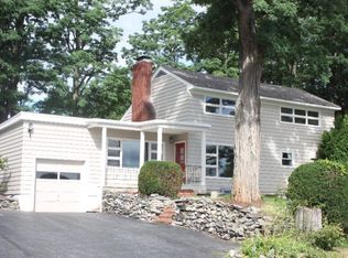 905 Cumberland Head Rd, Plattsburgh, NY 12901